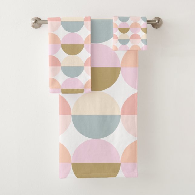 Pastel Geometric Circles Pattern Bath Towel Set (Insitu)