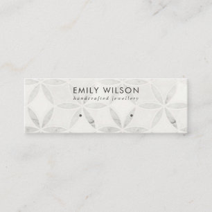 PASTEL OFF WHITE FLORAL STUD EARRING DISPLAY CARD