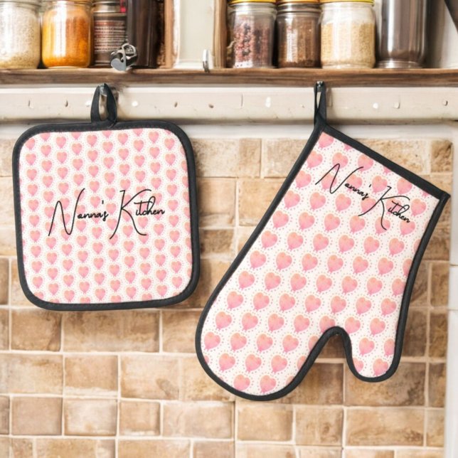 Pastel Polka Dot Surrounded Heart Pattern Oven Mitt & Pot Holder Set (Oven mitt and pot holder with template text)