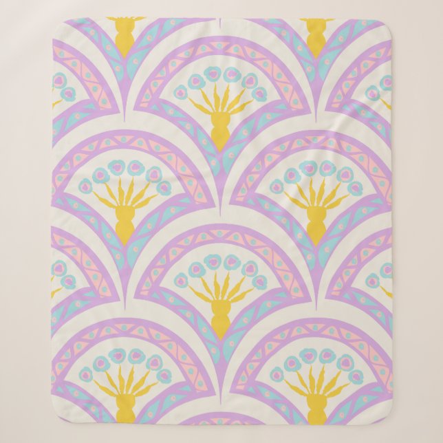 Pastel Scallop Pattern Sherpa Blanket (Front)