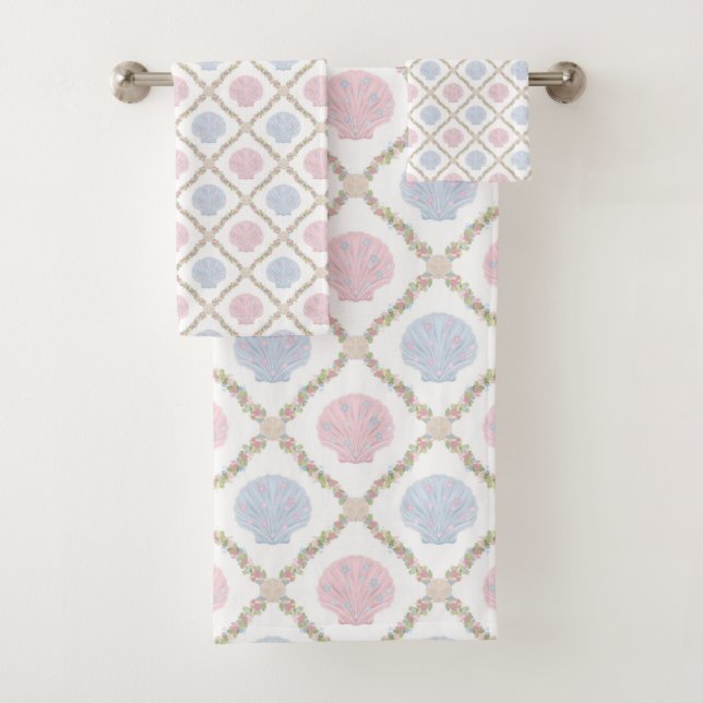Pastel Seashell Coastal Beach Lattice Pattern Bath Towel Set (Insitu)