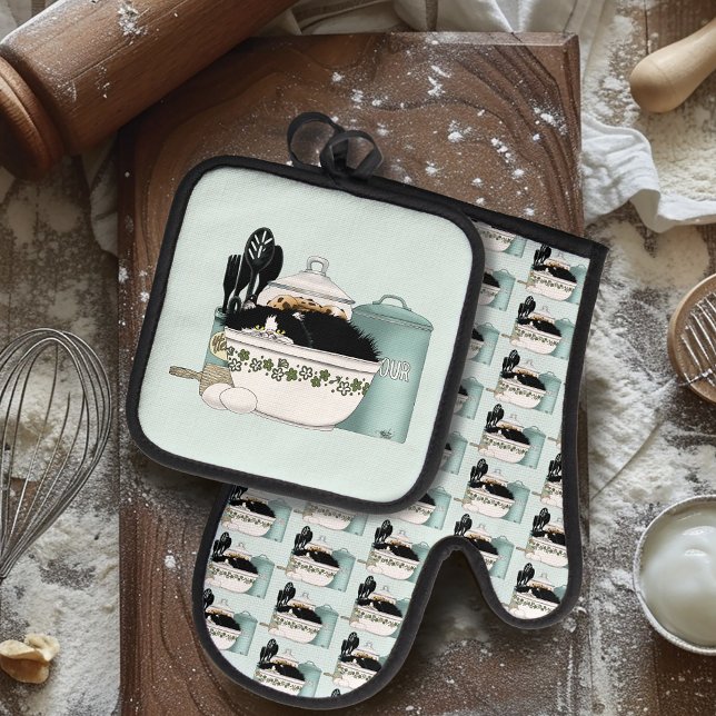 Pastry Chef Cat Blue Oven Mitt & Pot Holder Set (Creator Uploaded)