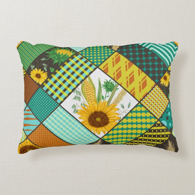 Patchwork cereals, sunflowers, geometric pattern. decorative cushion (Front)