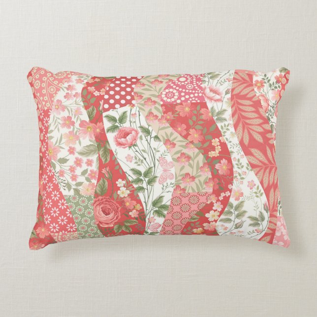 Patchwork roses: seamless pattern design. decorative cushion (Front)