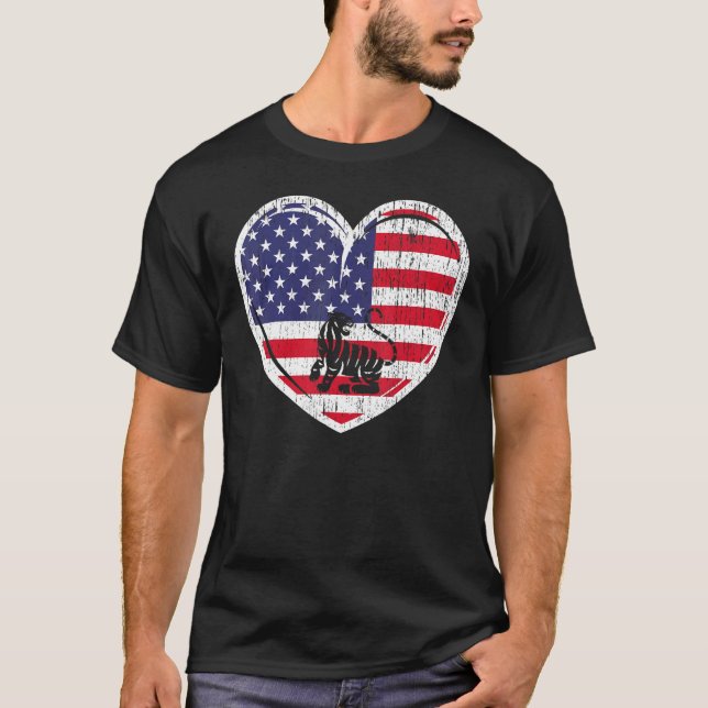 Patriotic 4th Of July Us Flag Red White & Blue Tig T-Shirt (Front)