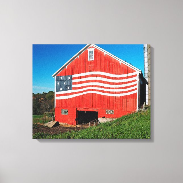 Patriotic Barn Canvas Print (Front)