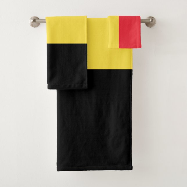 Patriotic Belgian Flag Bath Towel Set (Insitu)