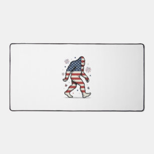 Patriotic Bigfoot Vintage Engraving Shirt Design_1 Desk Mat