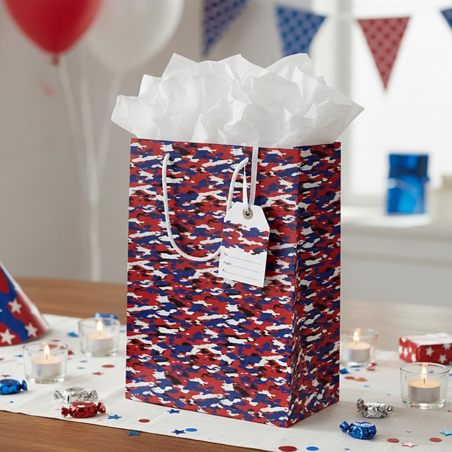 Patriotic camo medium gift bag (Creator Uploaded)