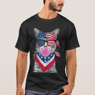 Patriotic Cat Blowing Bubble 4th July US Flag Cat  T-Shirt