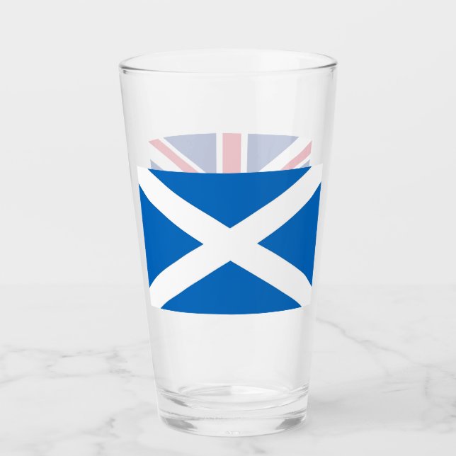 Patriotic glass cup with flag of Scotland (Front)