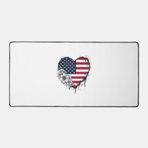 Patriotic Heart Floral Vintage Engraving Design_1 Desk Mat