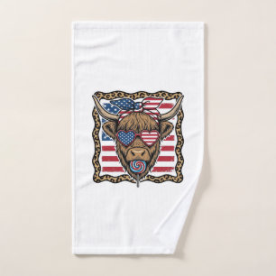 Patriotic Highland Cow Vintage Flag Graphic_1 Hand Towel