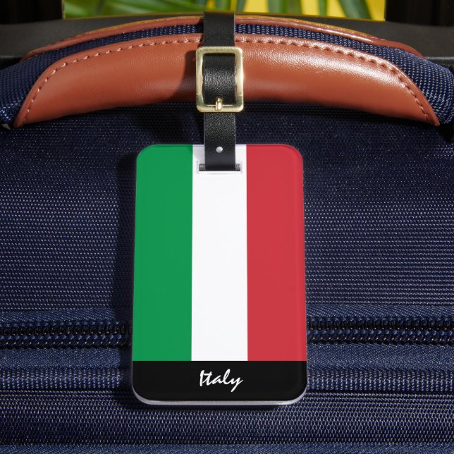 Patriotic Italy Luggage Tags, Italian Flag Tag (Front Insitu 2)