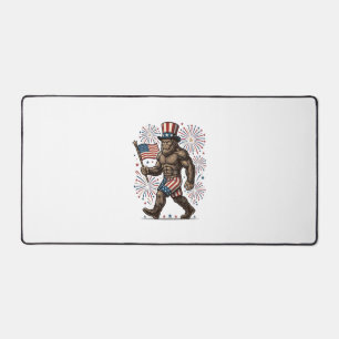 Patriotic Sasquatch Fireworks Vintage Engraving De Desk Mat