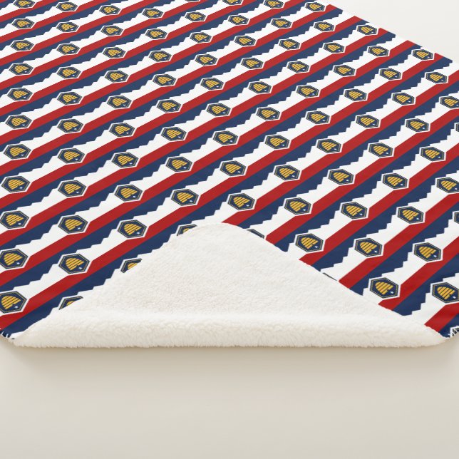 Patriotic Sherpa Blanket with flag of Utah, USA (3/4)