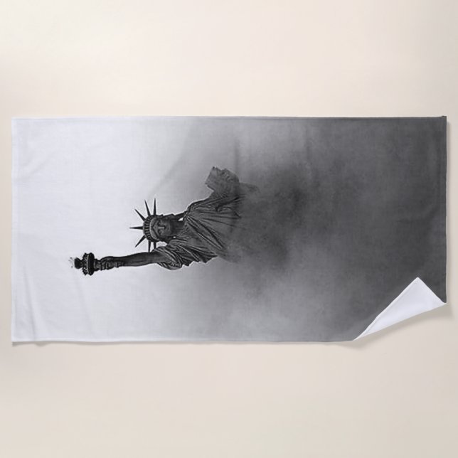 Patriotic Statue Of Liberty New York American Fog Beach Towel (Front)