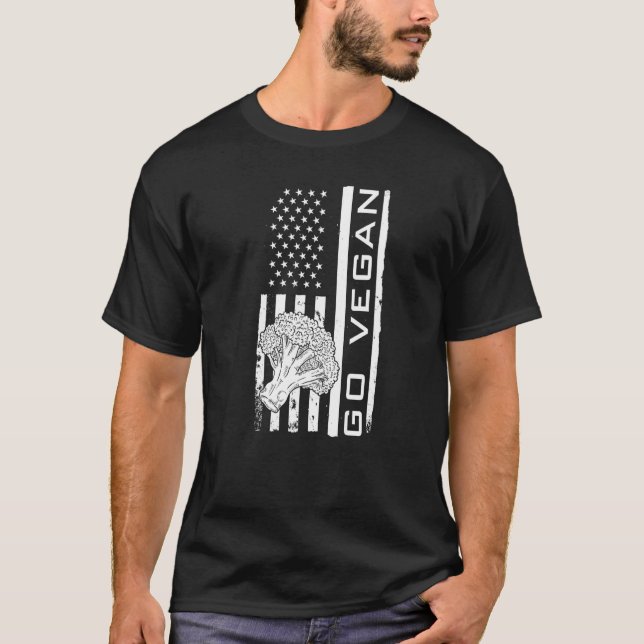 Patriotic usa us flag Broccoli Powered vegan veget T-Shirt (Front)