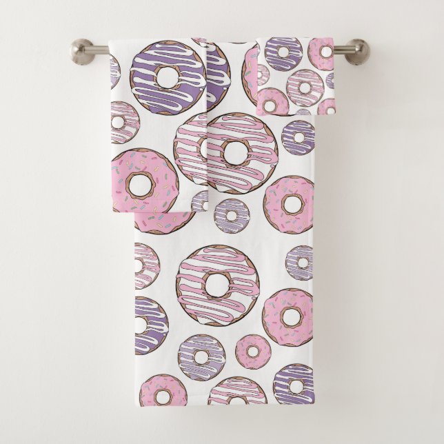 Pattern Of Doughnuts, Pink Doughnuts, Purple Dough Bath Towel Set (Insitu)