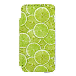 Pattern Of Green Lime Slices Incipio Watson™ iPhone 5 Wallet Case