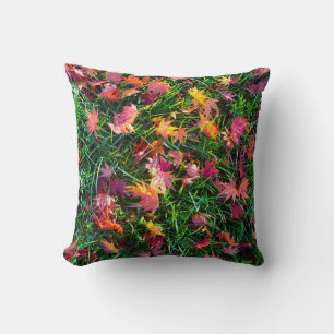 Pattern of the falling leaves cushion