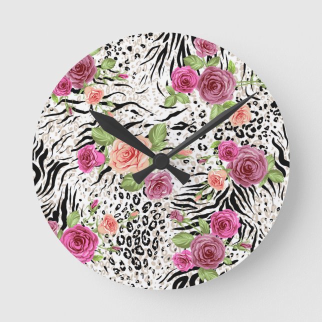 Pattern With Animal Prints Round Clock (Front)