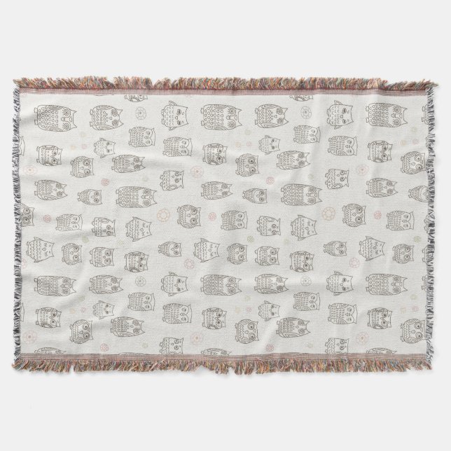 Pattern with owls throw blanket (Front)