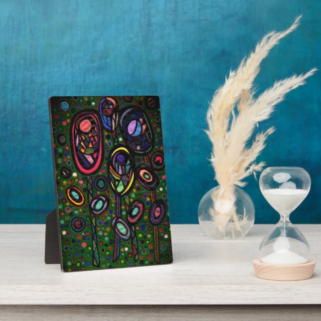 Patterned flowers plaque (Side)