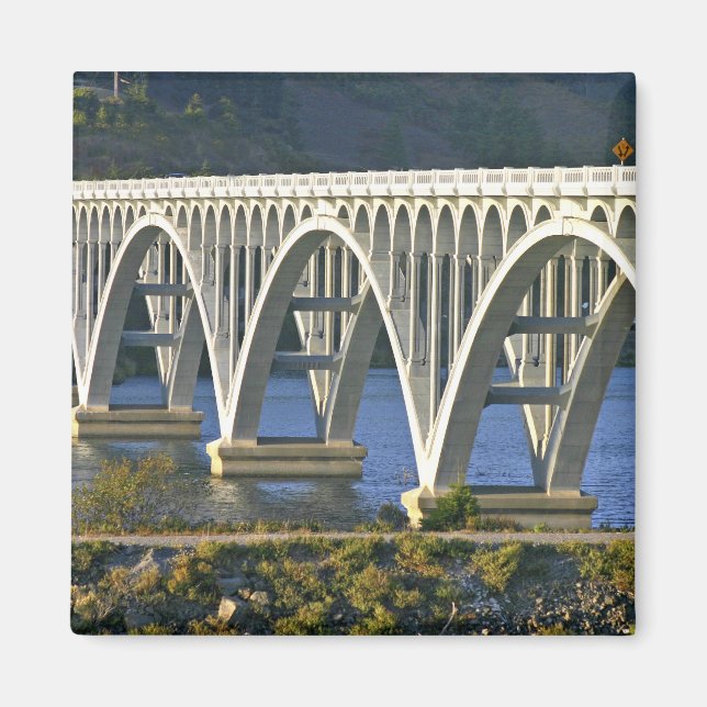 Patterson Memorial Bridge highway 101 over Magnet (Front)