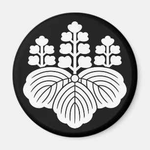 Paulownia with 5-7 blooms magnet