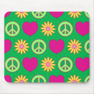 Peace Love Daisies Mouse Mat