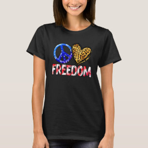 Peace Love Freedom American Independence Day Flag  T-Shirt