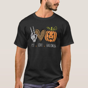 Peace Love Halloween Happy Halloween Pumpkin Leopa T-Shirt