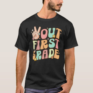 Peace Out 1st Grade Cute Last Day Of School First  T-Shirt