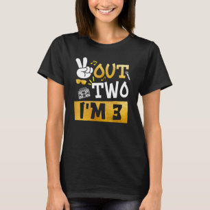Peace Out 2 I'm 3 Years Old 3rd Birthday Hip Hop B T-Shirt