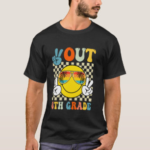 Peace Out 6th Grade Graduation Smile Face Checkere T-Shirt