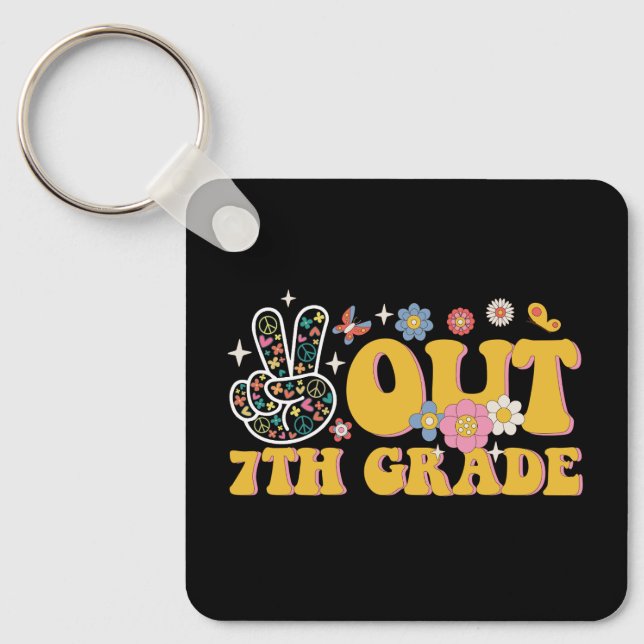Peace Out 7th Grade Groovy Last Day Of School Key Ring (Front)