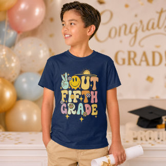 Peace Out Fifth Class of 2026 Colourful Kids Gradu T-Shirt
