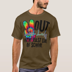 Peace Out Lunch Lady Cafeteria On The Last Day End T-Shirt