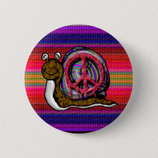 peace snail 6 cm round badge
