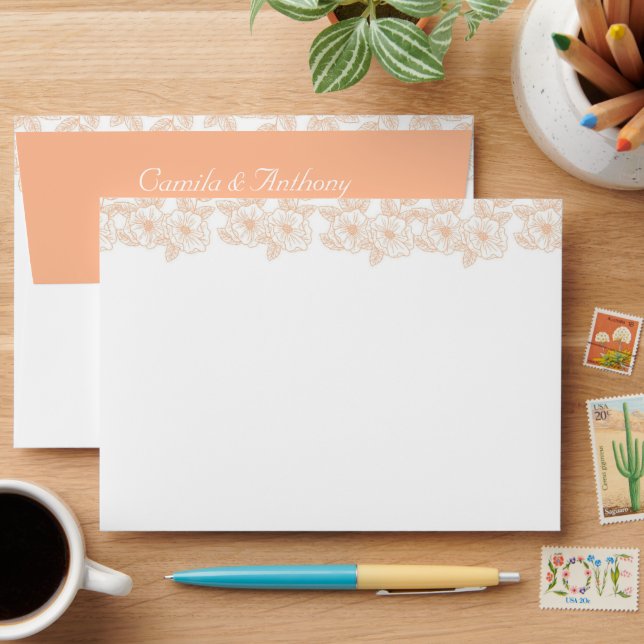 Peach Fuzz minimalist Trendy Flower Pattern Envelope (Desk)