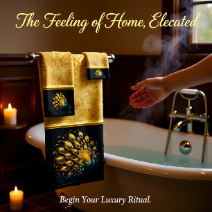 Peacock flaunting blue and yellow plumage bath towel set