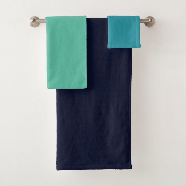 Peacock Solids Bath Towel Set (Insitu)