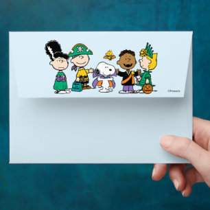 Peanuts Candy Crew Halloween Gang Envelope