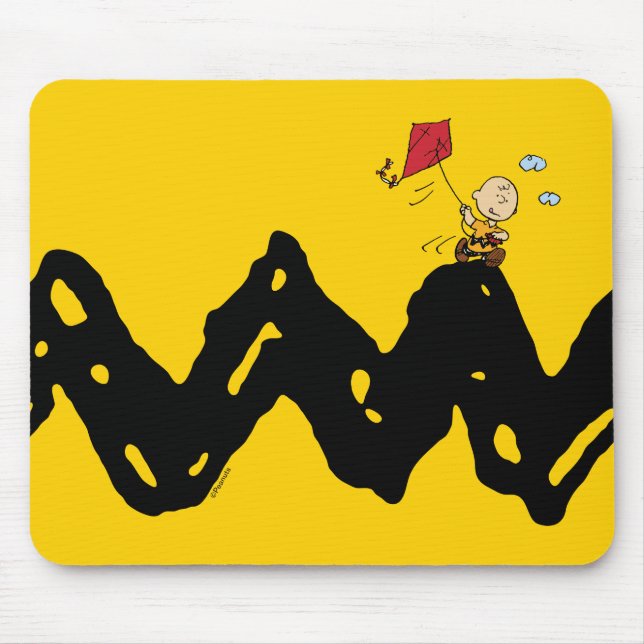 Peanuts | Charlie Brown Flying Kite Mouse Mat (Front)
