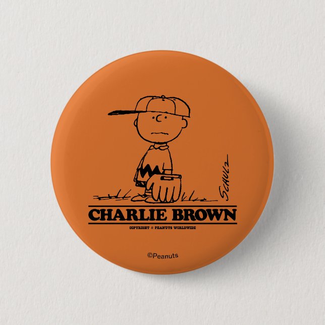 Peanuts | Charlie Brown Playing Ball 6 Cm Round Badge (Front)