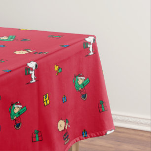 Peanuts   Christmas Gift Giving Red Tablecloth