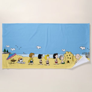 Peanuts   Day at the Beach Beach Towel