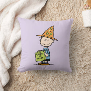 Peanuts Linus Wizard Trick Or Treat Cushion