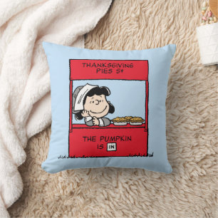 Peanuts Lucy Pilgrim Pie Stand Cushion